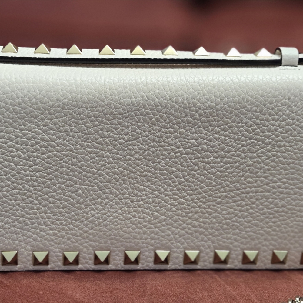 Valentino Garavani Cream Studded Handbag - Picture 5 of 10